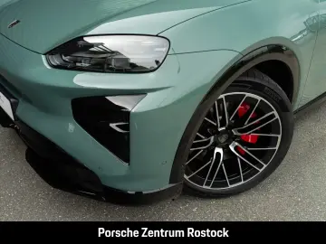 Porsche Cayenne Turbo Electric Burmester Active-Ride 22z