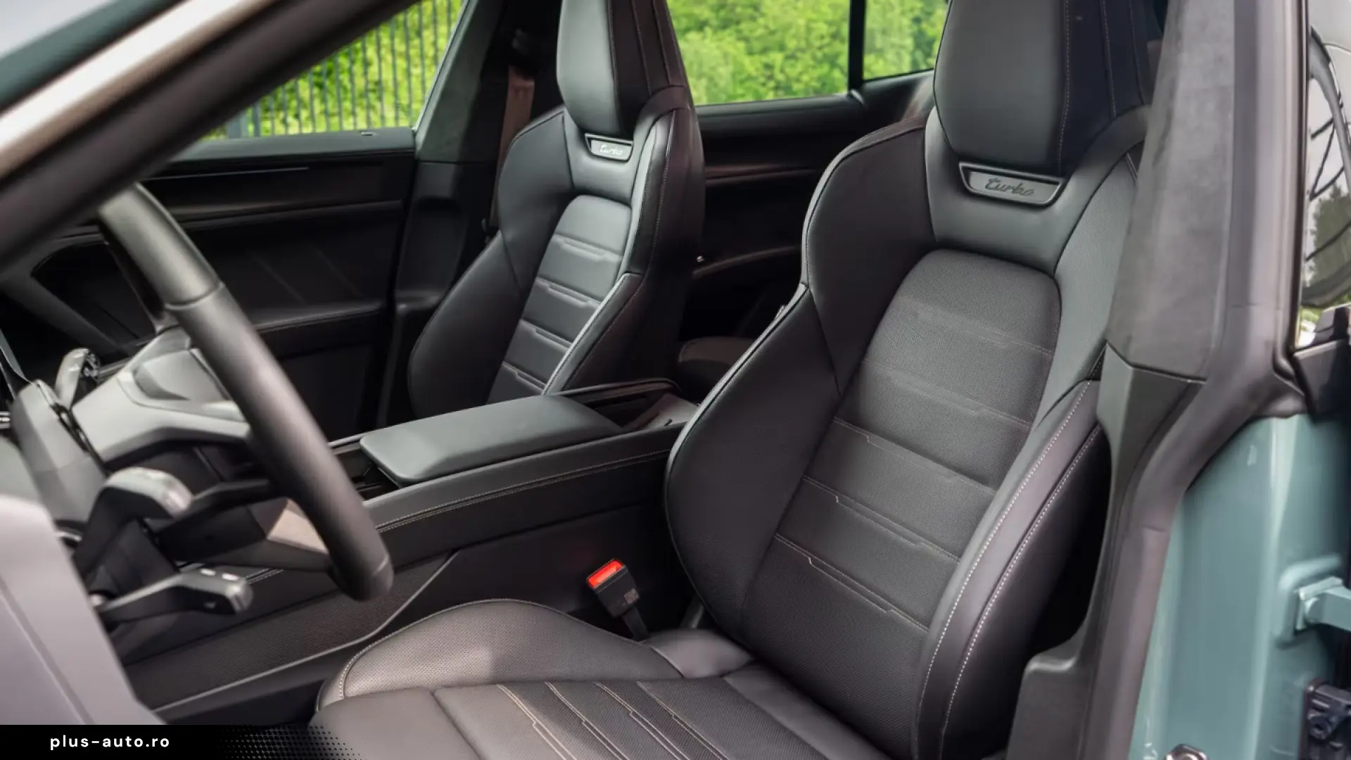 Porsche Cayenne Turbo Electric Burmester Active-Ride 22z