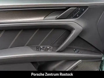 Porsche Cayenne Turbo Electric Burmester Active-Ride 22z