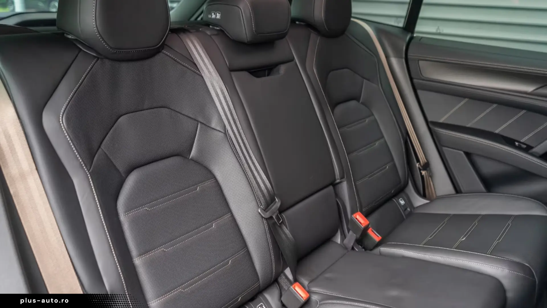 Porsche Cayenne Turbo Electric Burmester Active-Ride 22z