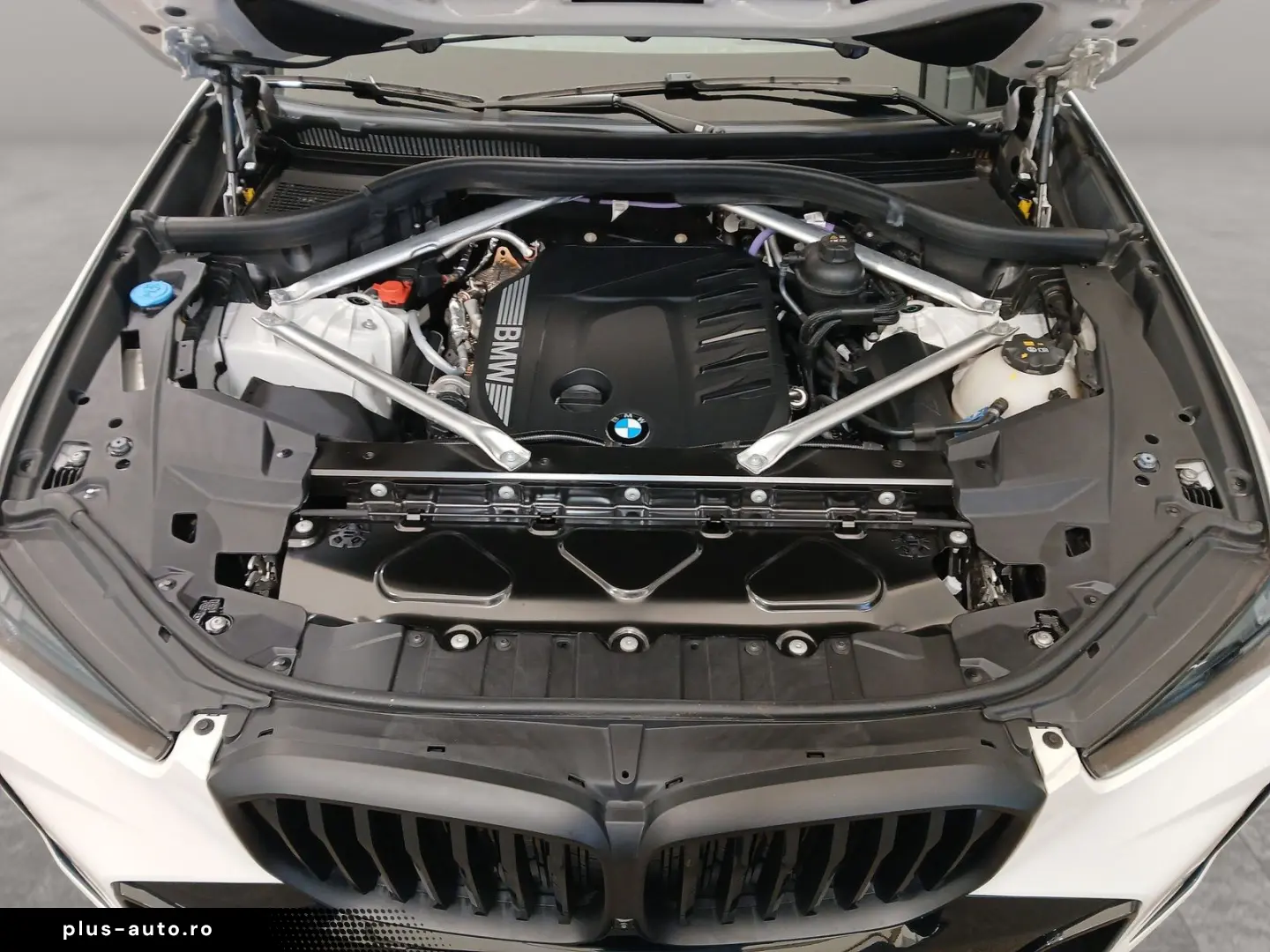 BMW X5 xDrive40d M Sport Standheizung Massage AHK