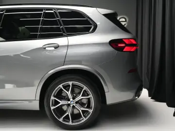 BMW X5 M60 i xDrive