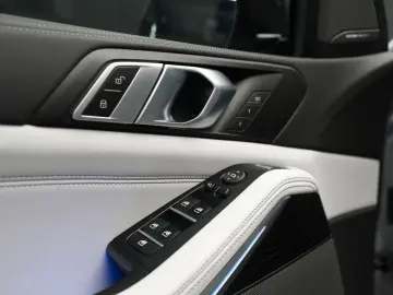BMW X5 M60 i xDrive