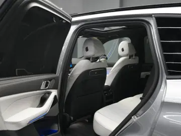 BMW X5 M60 i xDrive