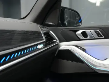 BMW X5 M60 i xDrive