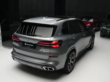BMW X5 M60 i xDrive