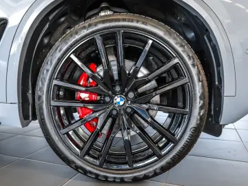 BMW X5 xDrive30d M Sport PANO AHK RFK NAVI LED DAB