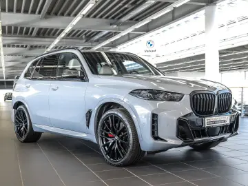 BMW X5 xDrive30d M Sport PANO AHK RFK NAVI LED DAB