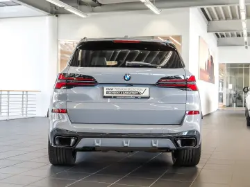 BMW X5 xDrive30d M Sport PANO AHK RFK NAVI LED DAB