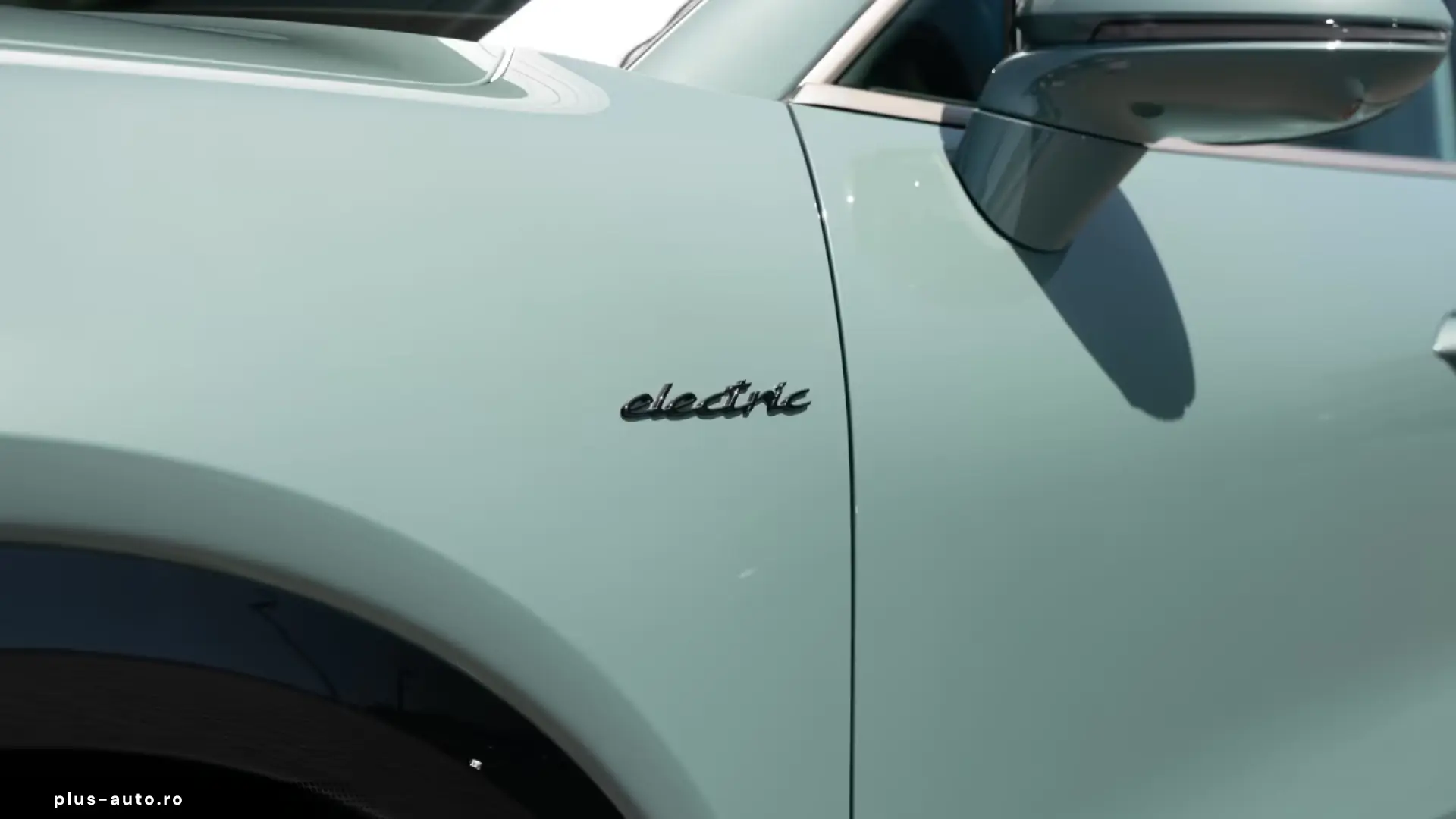 Porsche Cayenne Turbo Electric Burmester Active Ride