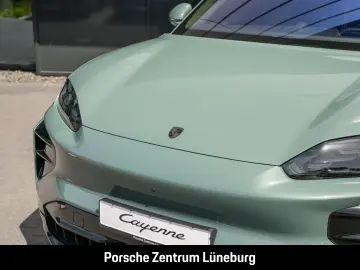 Porsche Cayenne Turbo Electric Burmester Active Ride