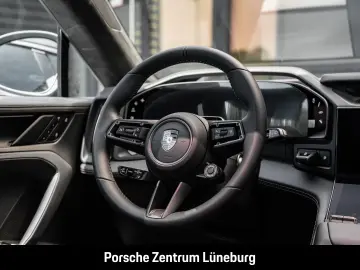 Porsche Cayenne Turbo Electric Burmester Active Ride