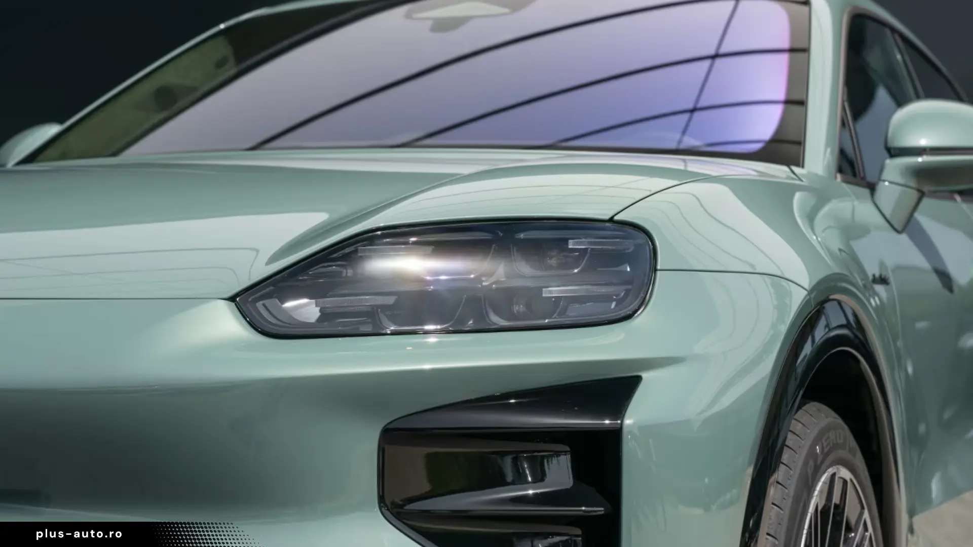 Porsche Cayenne Turbo Electric Burmester Active Ride