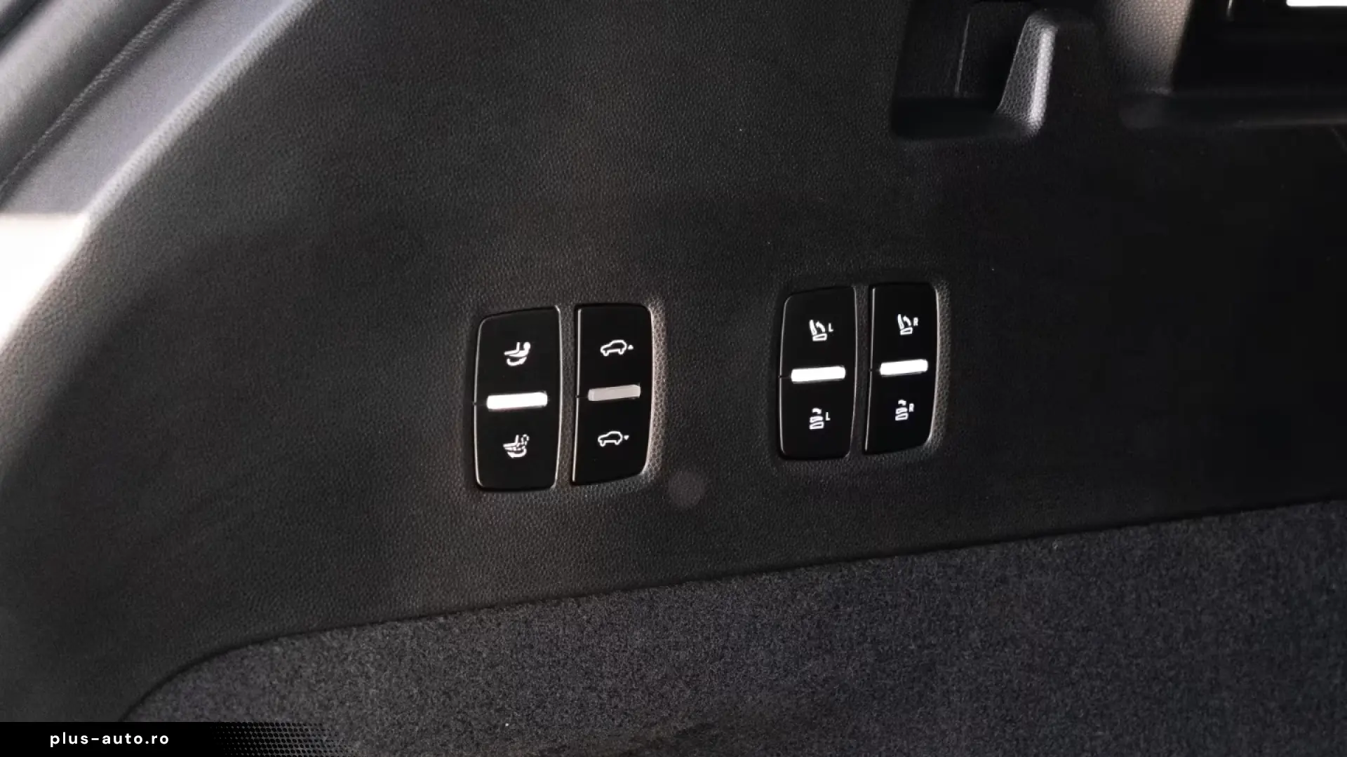 Porsche Cayenne Turbo Electric Burmester Active Ride