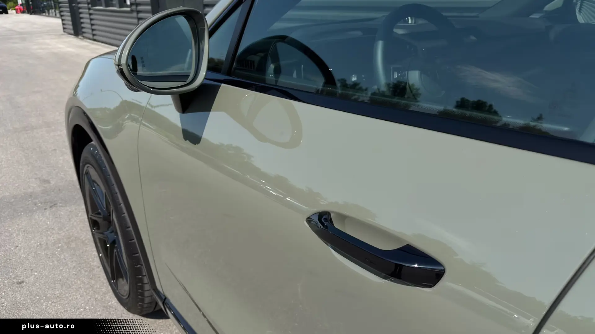 Porsche Cayenne Turbo Electric   Burmester   AHK