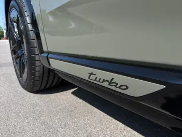 Porsche Cayenne Turbo Electric   Burmester   AHK