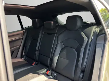 Porsche Cayenne Turbo Electric   Burmester   AHK