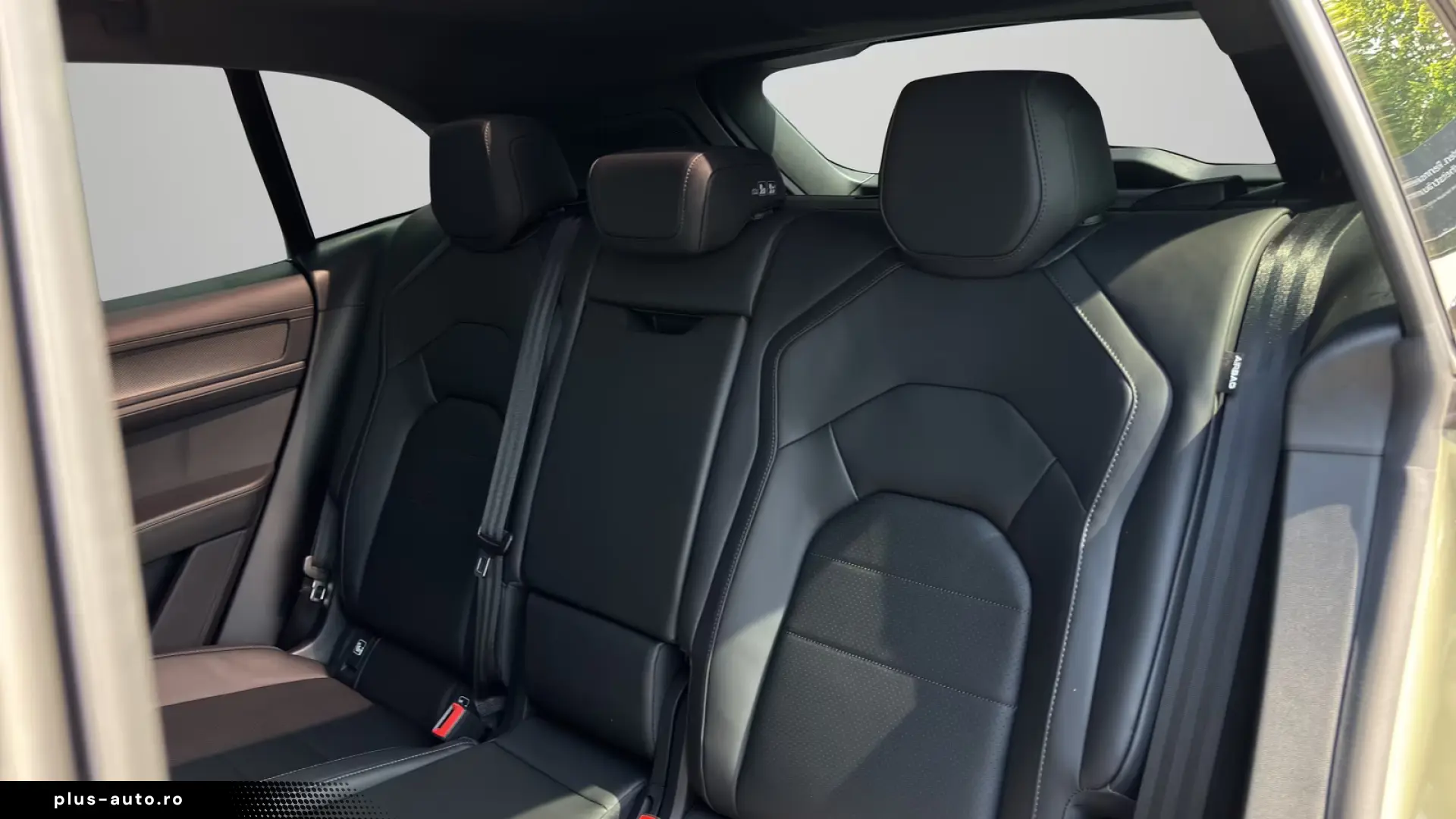 Porsche Cayenne Turbo Electric   Burmester   AHK
