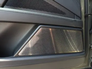 Porsche Cayenne Turbo Electric   Burmester   AHK