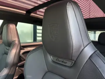 Porsche Cayenne Turbo Electric   Burmester   AHK