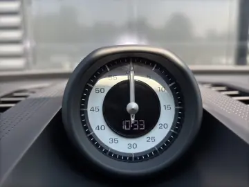 Porsche Cayenne Turbo Electric   Burmester   AHK