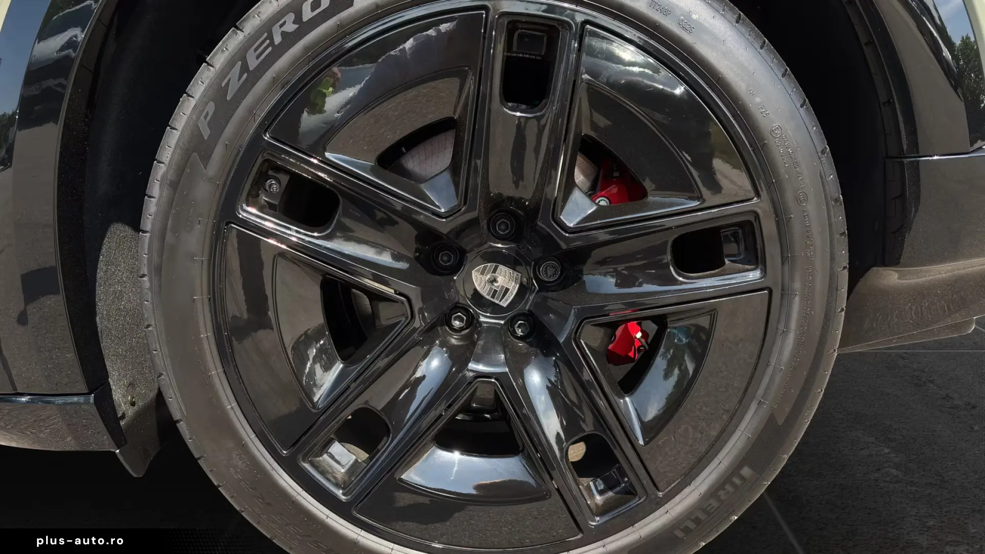 Porsche Cayenne Turbo Electric   Burmester   AHK