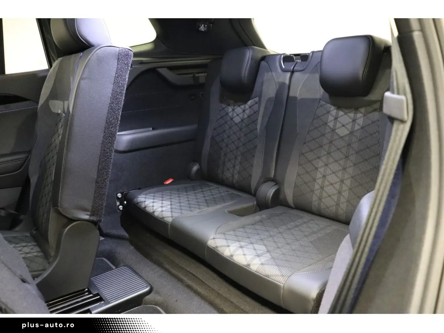 VW Tayron R-Line 2.0 TDI 4MOTION NAVI Matrix - 7 locuri