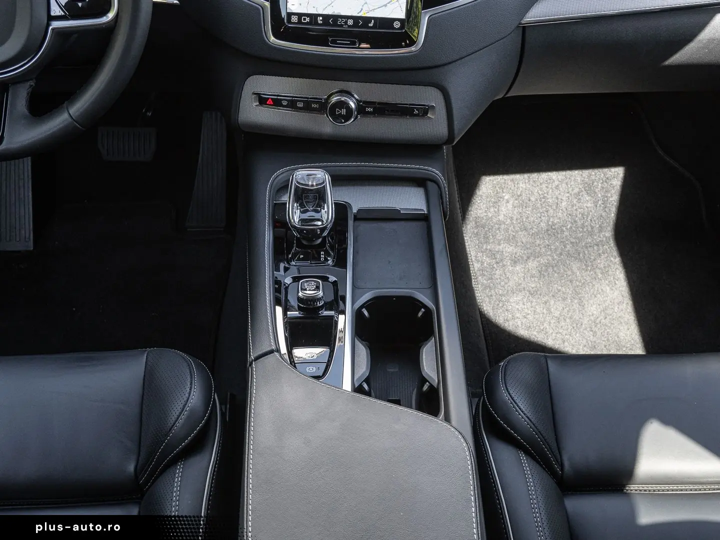 VOLVO XC90 Plus Dark AWD 7-Sitzer