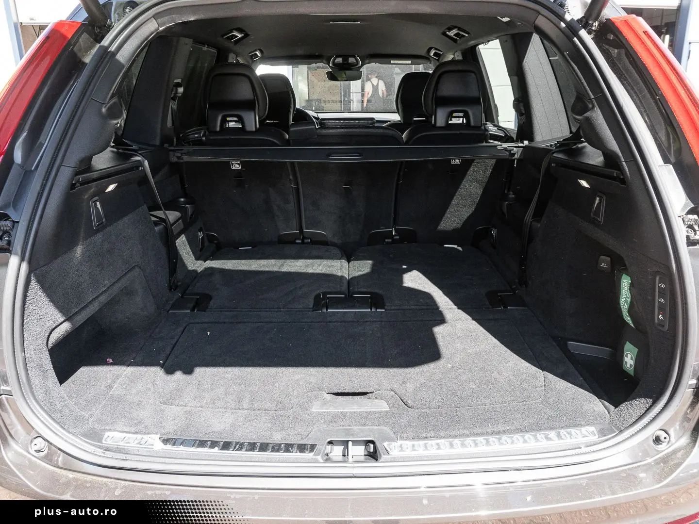 VOLVO XC90 Plus Dark AWD 7-Sitzer