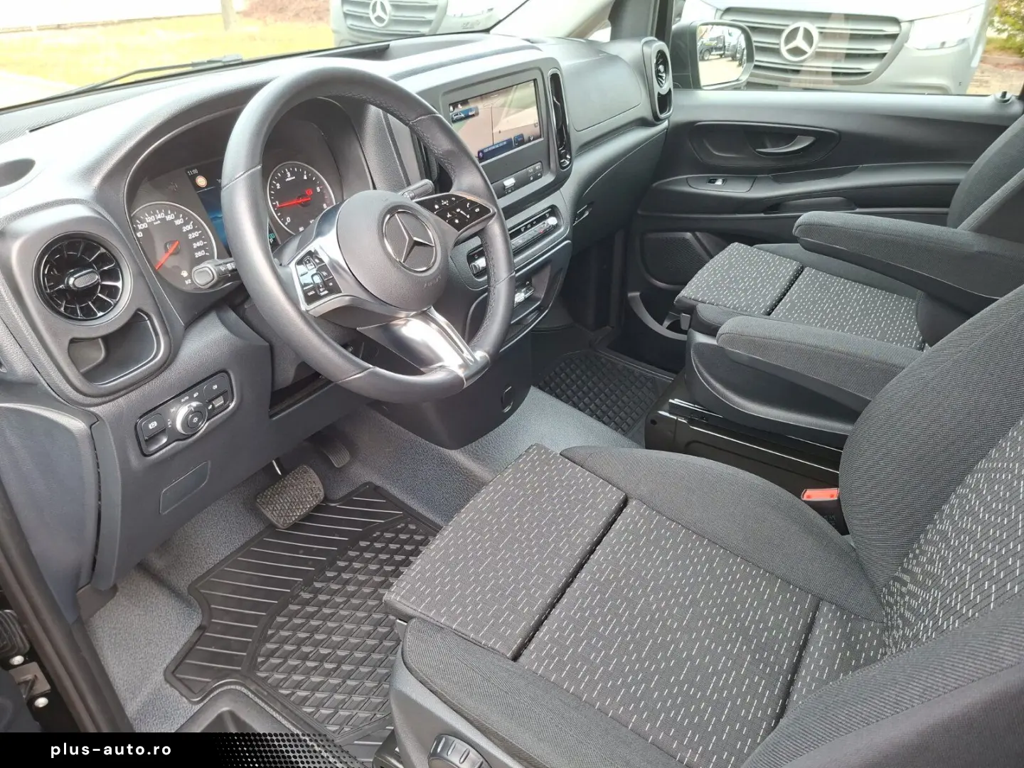 MERCEDES-BENZ Vito 116 Tourer PRO EXL 9G MBUX LED AHK Kamera