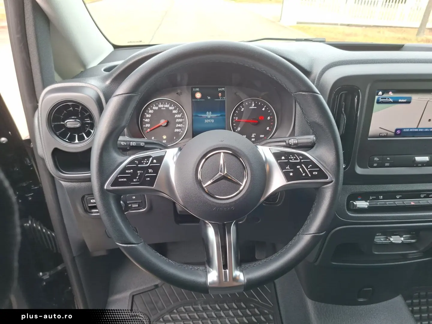 MERCEDES-BENZ Vito 116 Tourer PRO EXL 9G MBUX LED AHK Kamera