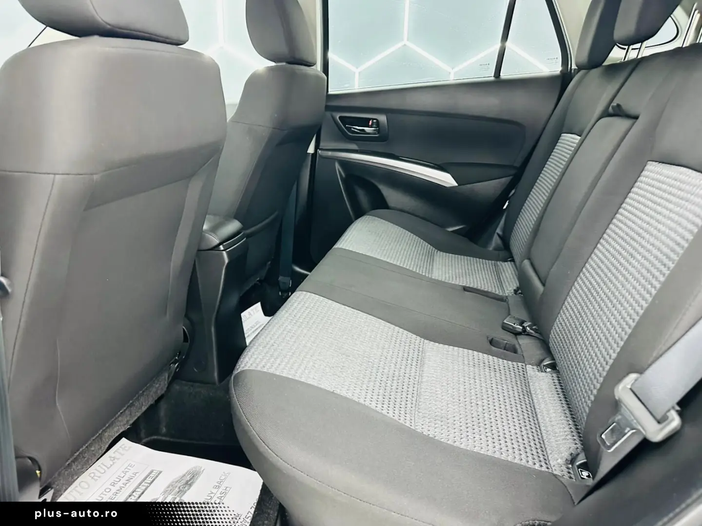 SUZUKI Sx4 2022 1.4i   hybrid E6 4x4 Garantie 12 Luni Rate A