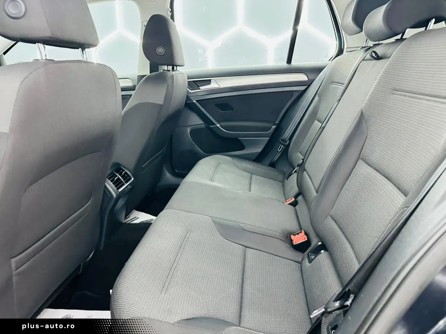 VOLKSWAGEN GOLF 2015 1.6D  E5 Garantie 12 Luni Rate Avans 0