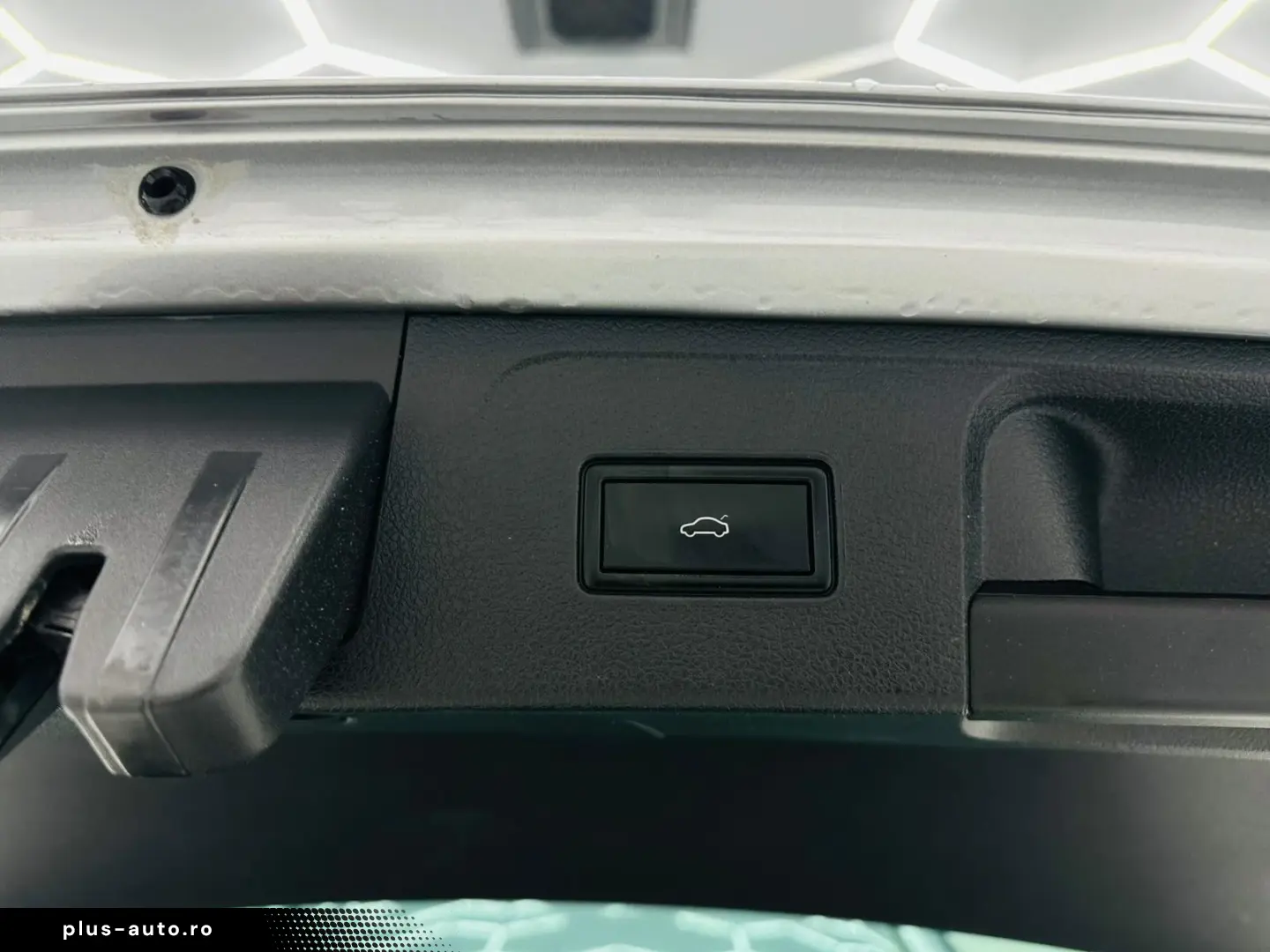 VOLKSWAGEN PASSAT 2020 1.6D E6 Garantie 12 Luni Rate Avans 0