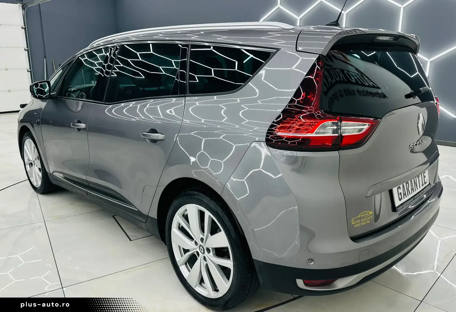 RENAULT SCENIC 2018 1.3i E6 7 Locuri Garantie 12 Luni Rate A