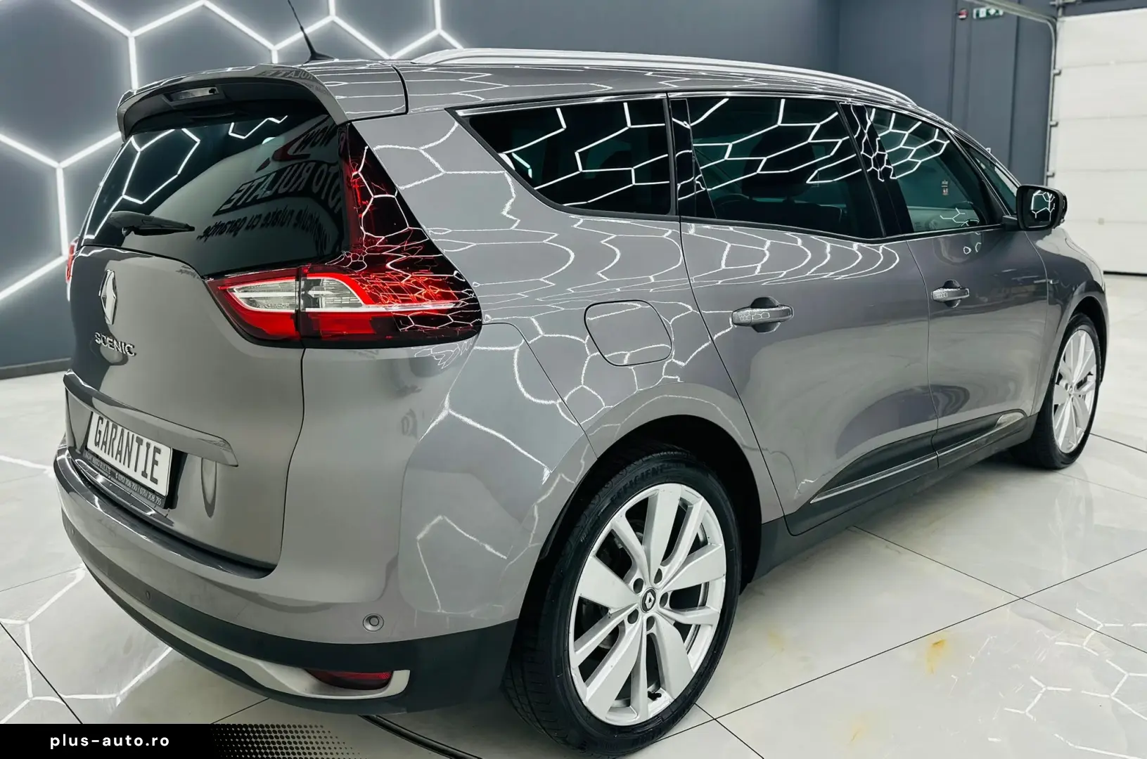 RENAULT SCENIC 2018 1.3i E6 7 Locuri Garantie 12 Luni Rate A