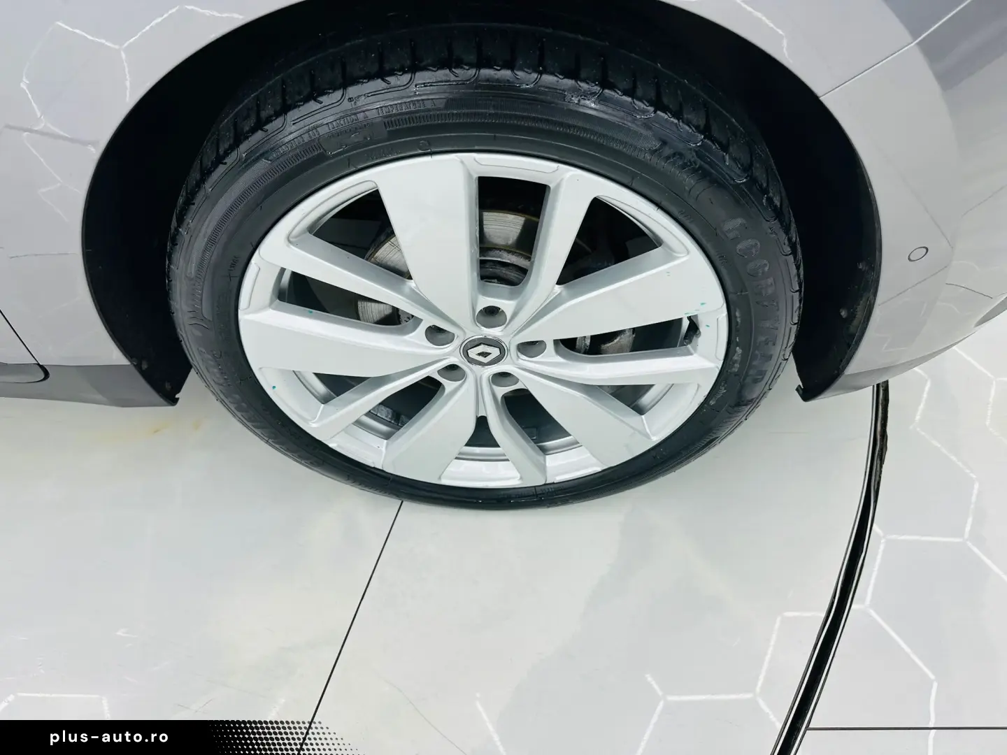 RENAULT SCENIC 2018 1.3i E6 7 Locuri Garantie 12 Luni Rate A