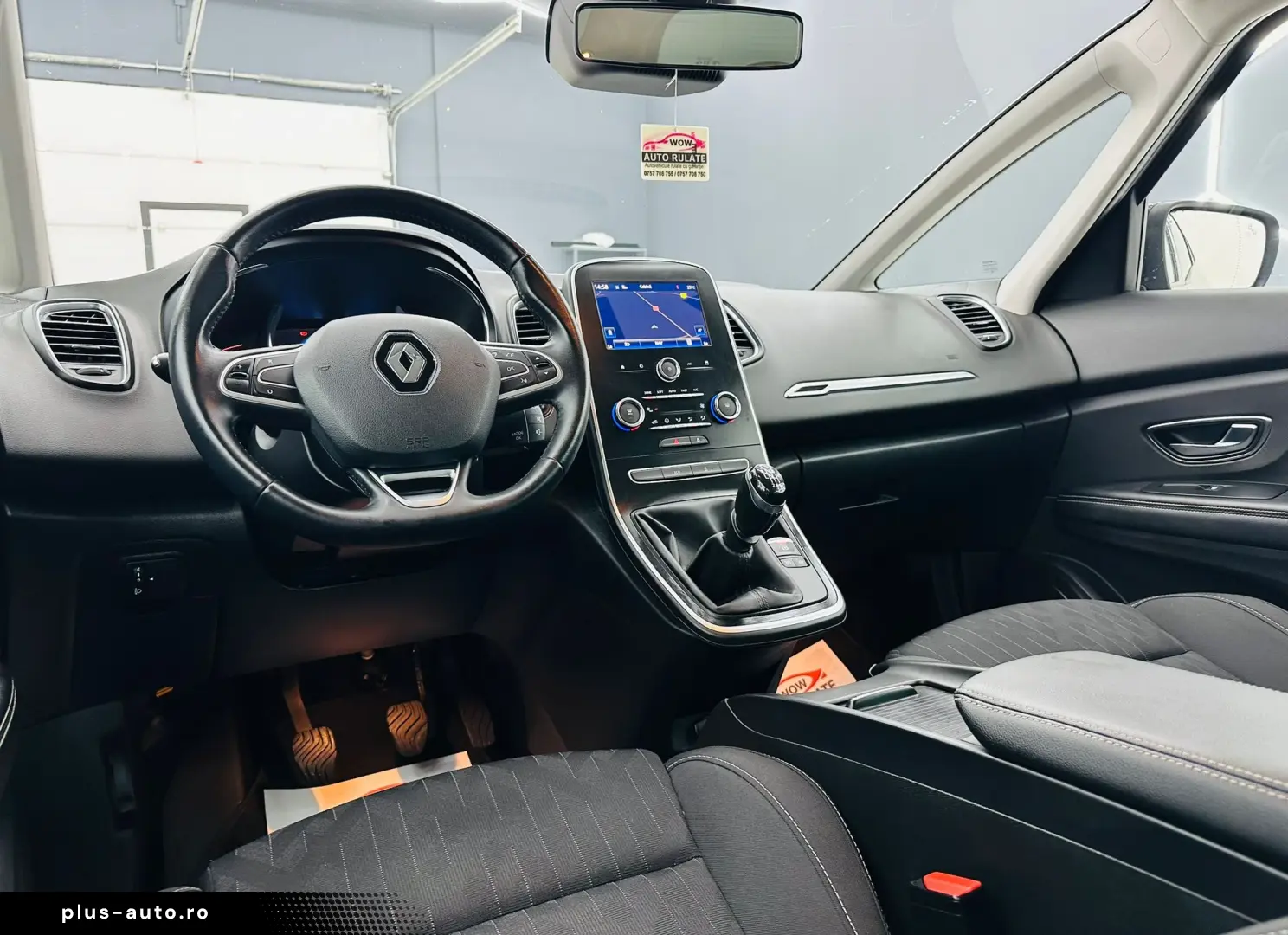 RENAULT SCENIC 2018 1.3i E6 7 Locuri Garantie 12 Luni Rate A