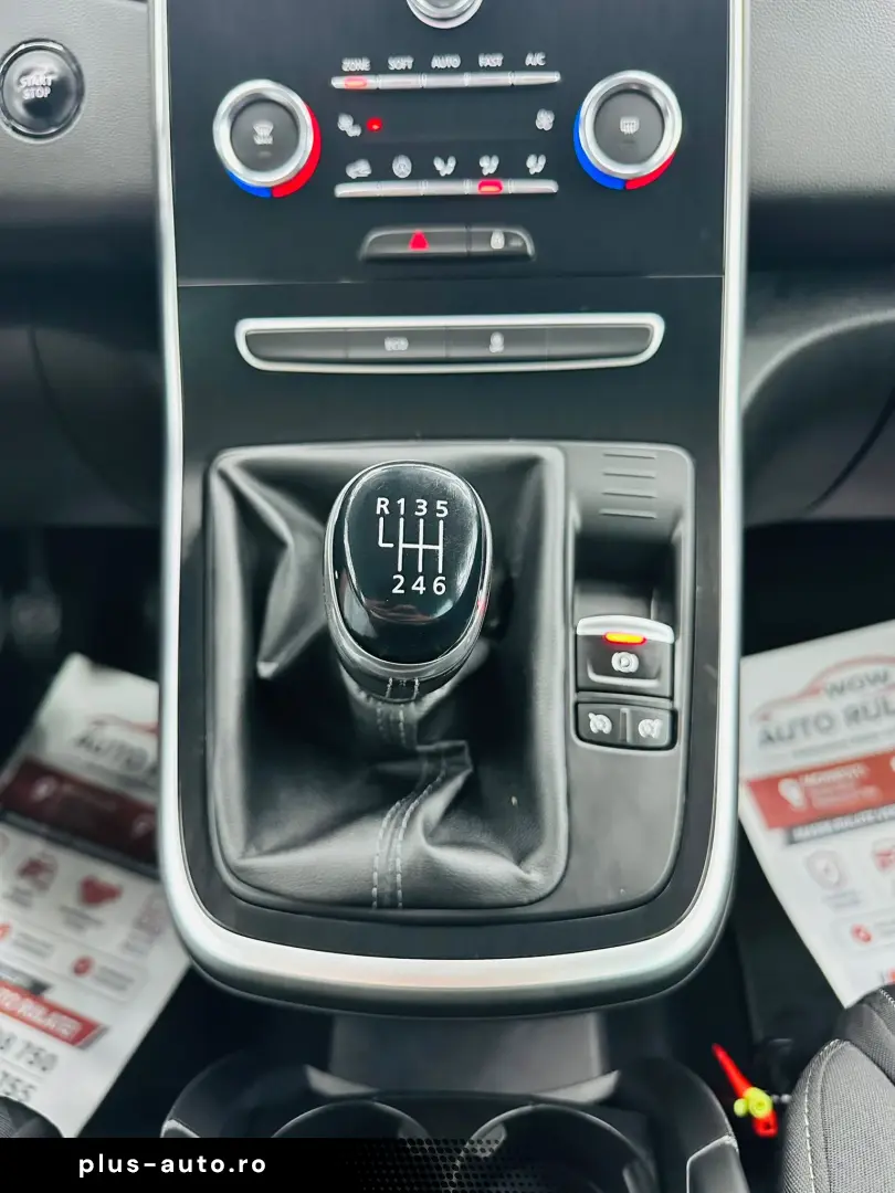 RENAULT SCENIC 2018 1.3i E6 7 Locuri Garantie 12 Luni Rate A