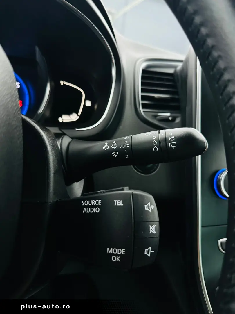 RENAULT SCENIC 2018 1.3i E6 7 Locuri Garantie 12 Luni Rate A