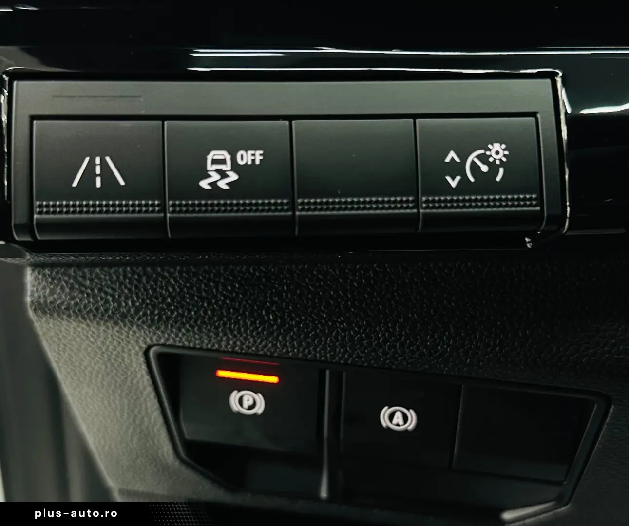 RENAULT Austral 2023 1.2i hybrid  E6 Garantie 12 Luni Rate A
