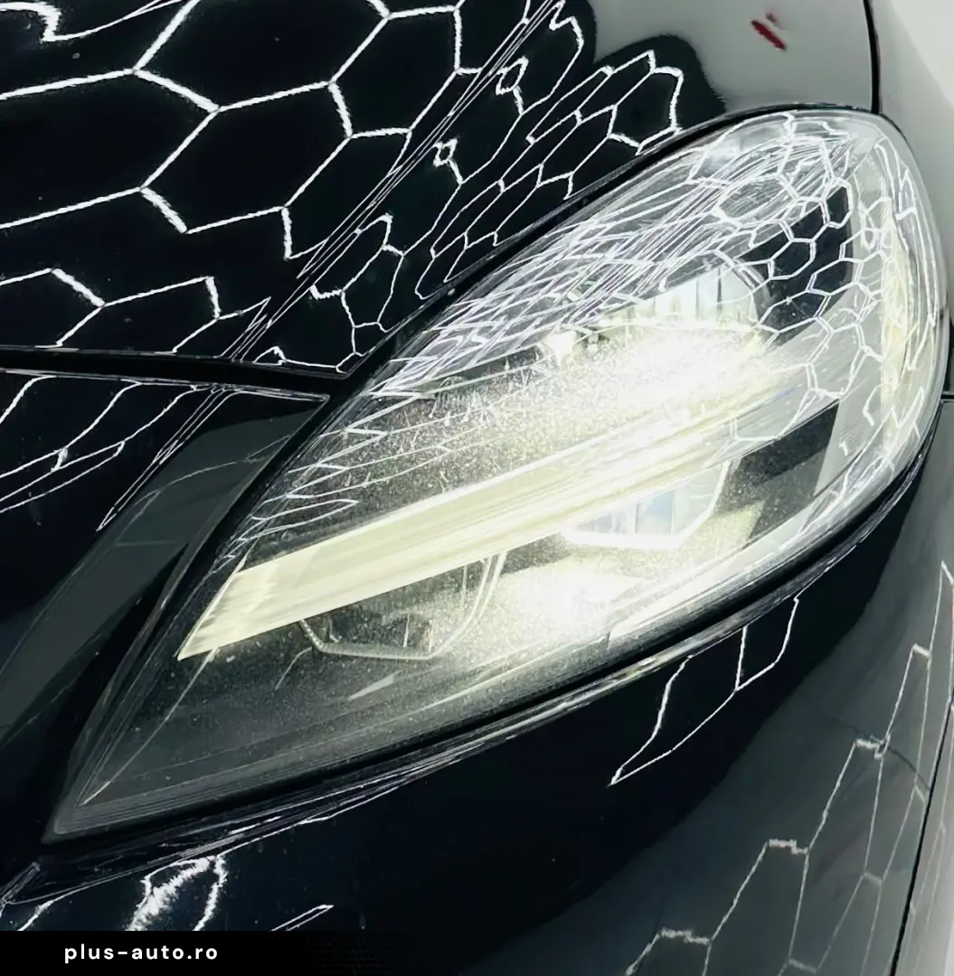 VOLVO V40 2019 2.0D E6 Garantie 12 Luni Rate Avans 0 Doar Cu