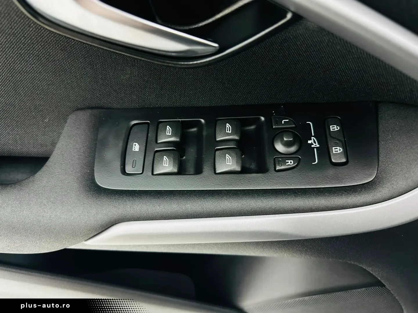 VOLVO V40 2019 2.0D E6 Garantie 12 Luni Rate Avans 0 Doar Cu