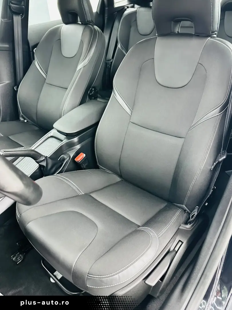 VOLVO V40 2019 2.0D E6 Garantie 12 Luni Rate Avans 0 Doar Cu