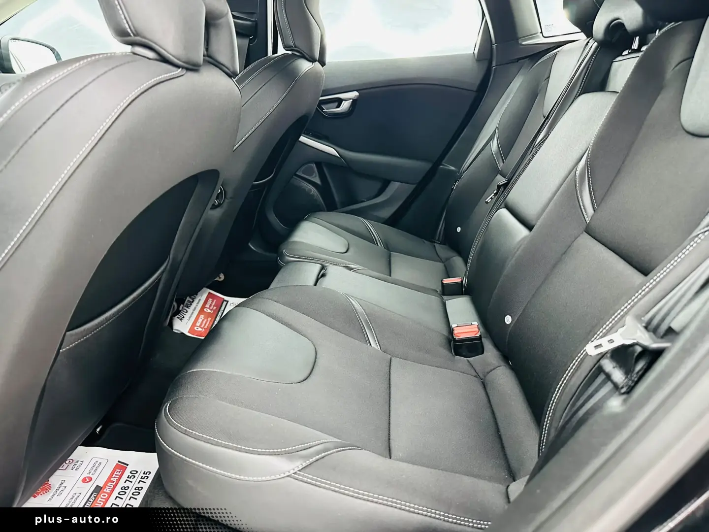 VOLVO V40 2019 2.0D E6 Garantie 12 Luni Rate Avans 0 Doar Cu