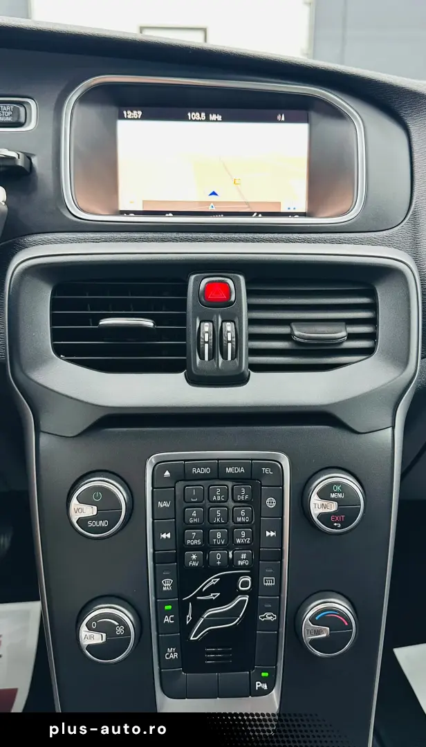 VOLVO V40 2019 2.0D E6 Garantie 12 Luni Rate Avans 0 Doar Cu