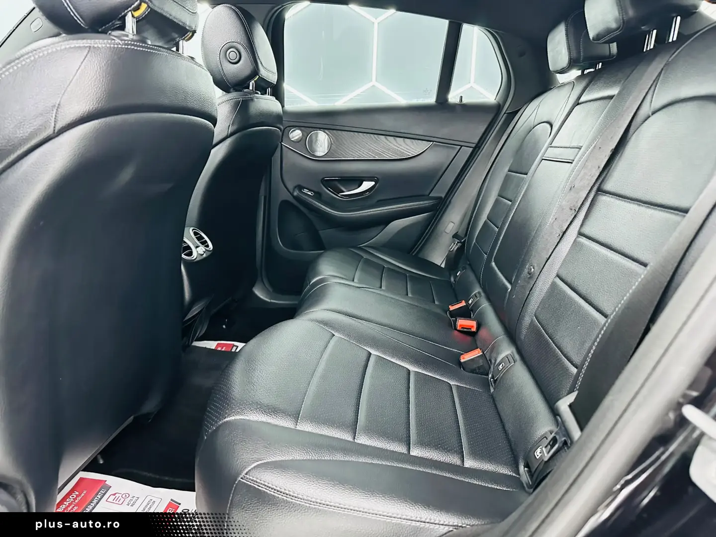 MERCEDESBENZ Glc 300 2018 2.0i E6 4x4 Garantie 12 Luni Rate