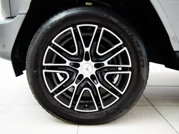 MERCEDES-BENZ 450 d AMG Line Superior Manufaktur Nig…