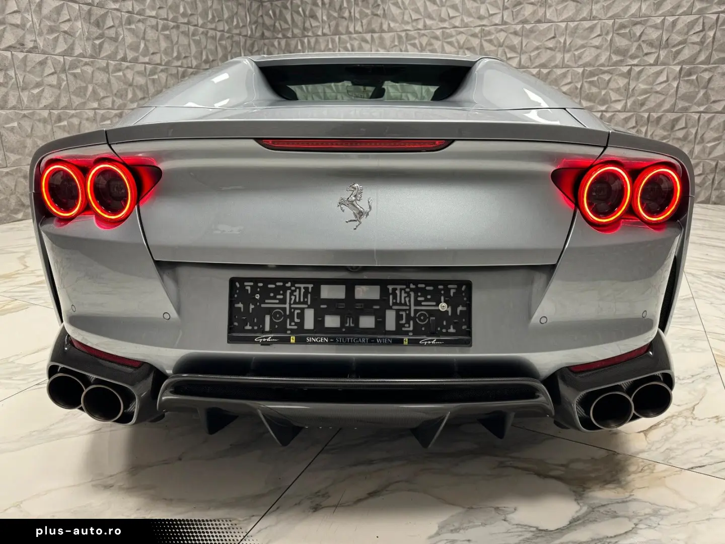 FERRARI 812 GTS -V12   CARBON-LIFT-CAMERA