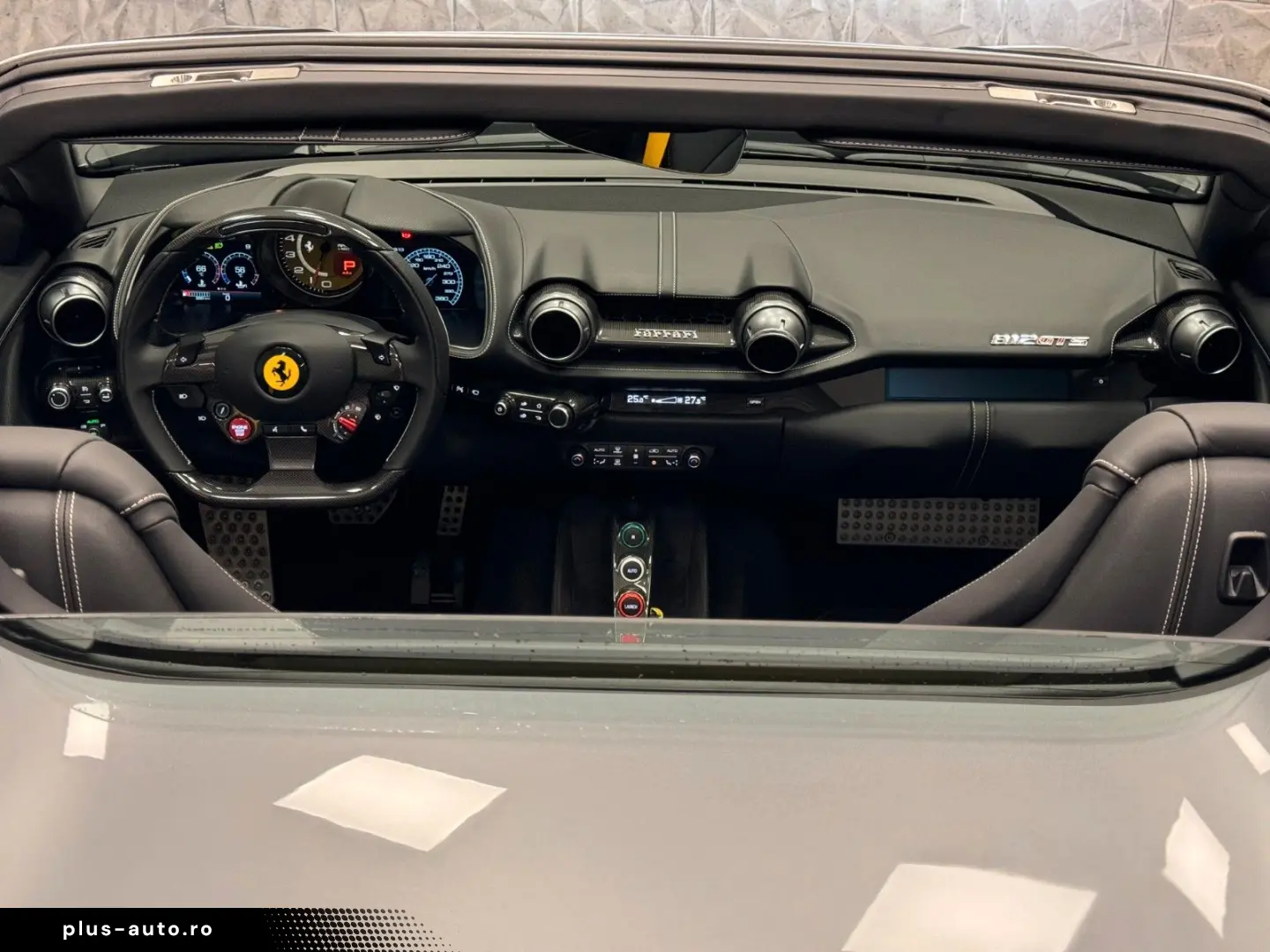 FERRARI 812 GTS -V12   CARBON-LIFT-CAMERA